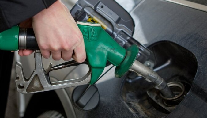 EM rosina līdz 2024. gadam atteikties no biodegvielas piejaukuma prasības