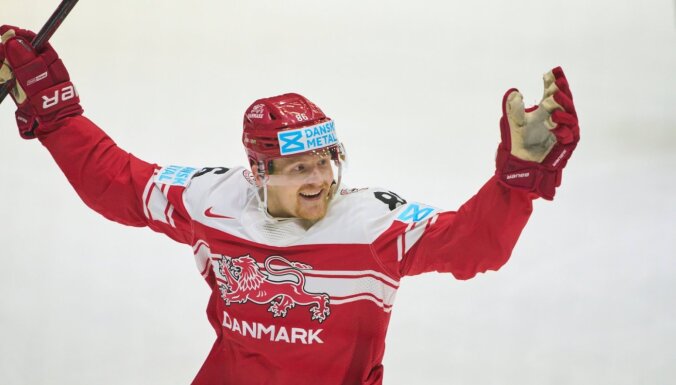 Blihfelds gūst PČ pirmo 'hat trick'; Dānija ar deviņiem vārtu guvumiem nepažēlo Kazahstānu