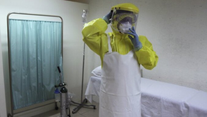 Ņujorkas slimnīcā ievietotais ārsts ir slims ar Ebolas drudzi, apstiprina pārbaudes