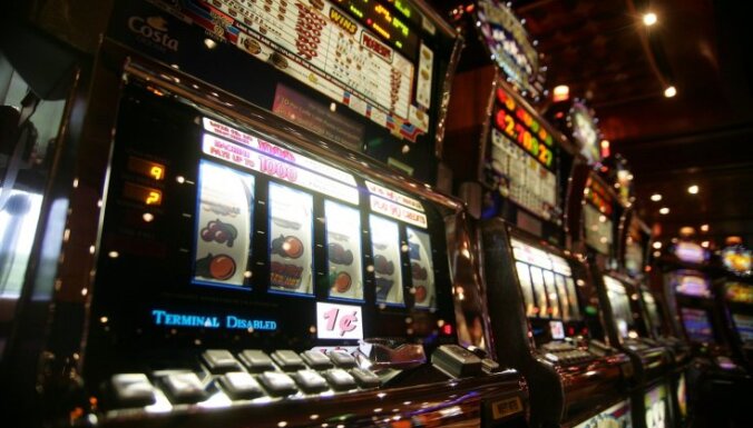 Латвийские самоуправления не хотят терять доходы от азартных игр