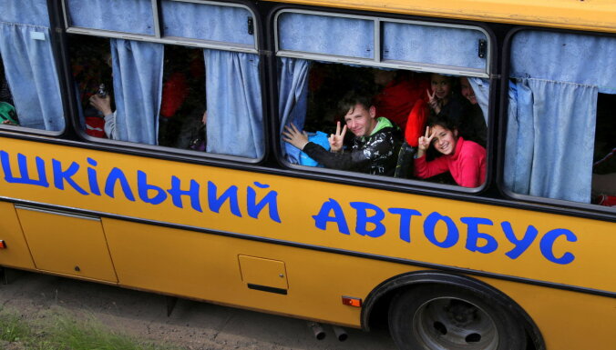 Krievijas iebrukuma Ukrainā dēļ humānā palīdzība vajadzīga 5,2 miljoniem bērnu, ziņo UNICEF