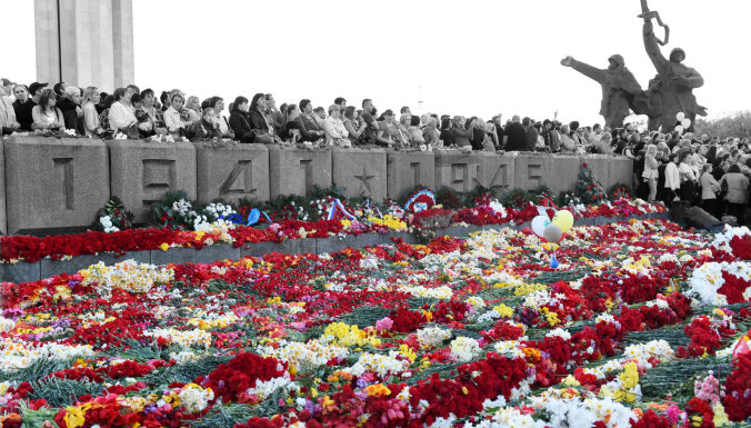Сейм согласился рассматривать инициативу о демонтаже памятника Победы