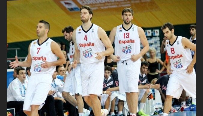 Arī Slovēnija un Spānija sasniedz Pasaules kausa basketbolā ceturtdaļfinālu