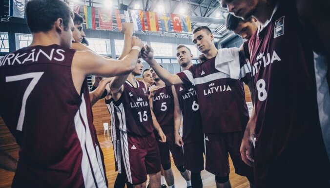 Latvijas U-20 basketbolisti Eiropas čempionātu noslēdz ar septīto zaudējumu septiņos mačos