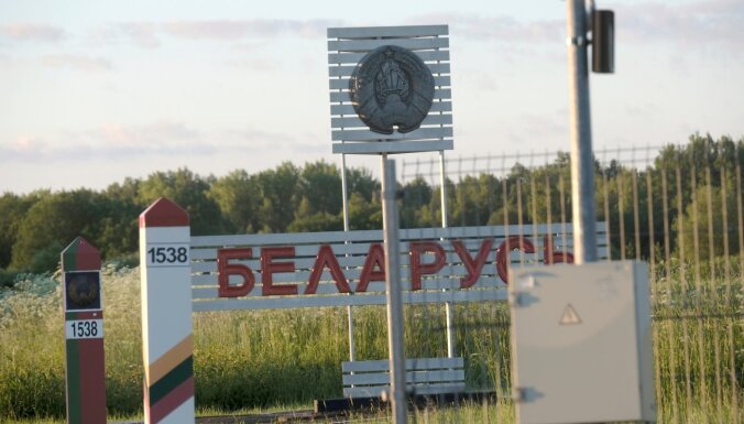 Евросоюз направит в Литву вертолеты для контроля границы с Беларусью