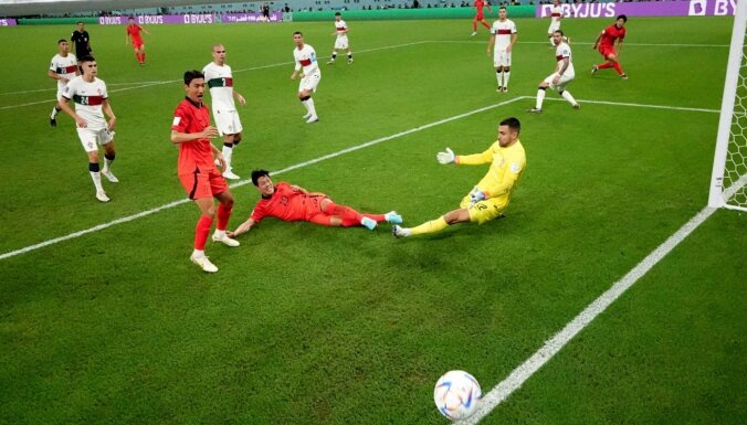Южная Корея на 91-й минуте вырвала победу у Португалии и прошла в плей-офф. Уругвай рыдает