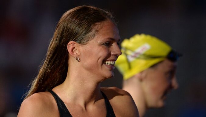 Ефимова принесла России первое золото на ЧМ по плаванию