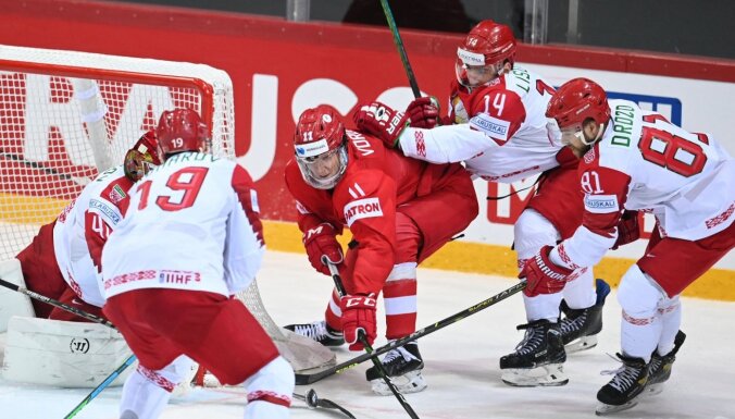 IIHF izslēdz Krievijas un Baltkrievijas izlases no turnīriem; atņem arī junioru čempionāta rīkošanu