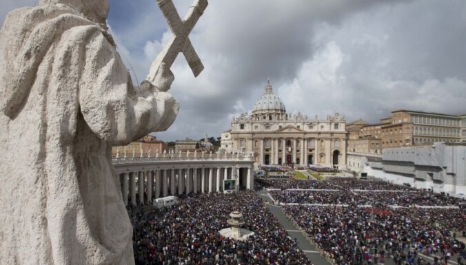 Холокост и папа Пий XII. Ватикан открывает архивы времен Второй мировой войны