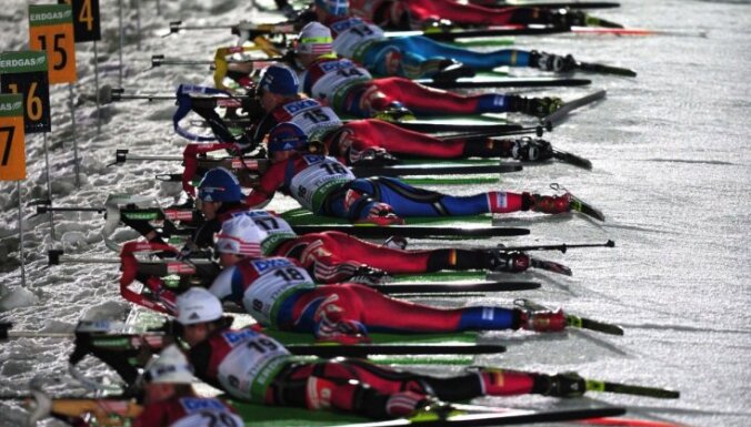 Bagāžas problēmu dēļ neatceļ jaukto stafeti pasaules čempionātā biatlonā