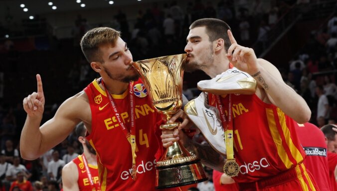 Spānijas basketbolisti pārliecinoši otro reizi triumfē Pasaules kausā
