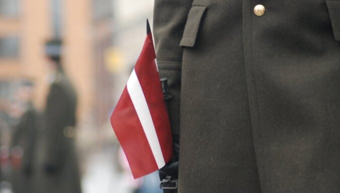 УДГМ: сотни иностранцев лишились вида на жительство в Латвии