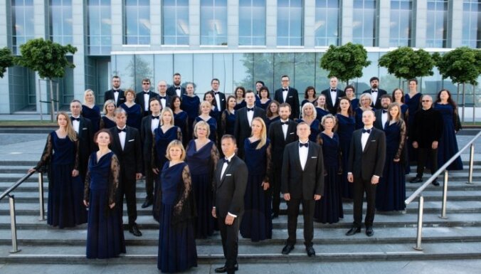 Koris 'Latvija' baltkrieviem velta dziesmu no 'Dvēseļu puteņa'