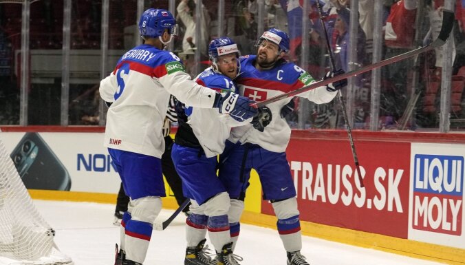 Bezsirdīgi ignoranti pelnīs asins naudu - Slovākijas valsts sekretārs nikns par hokejistu došanos uz KHL