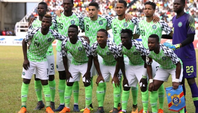 Dažu minūšu laikā izķer pārdošanā nonākušo Nigērijas futbola izlases formu