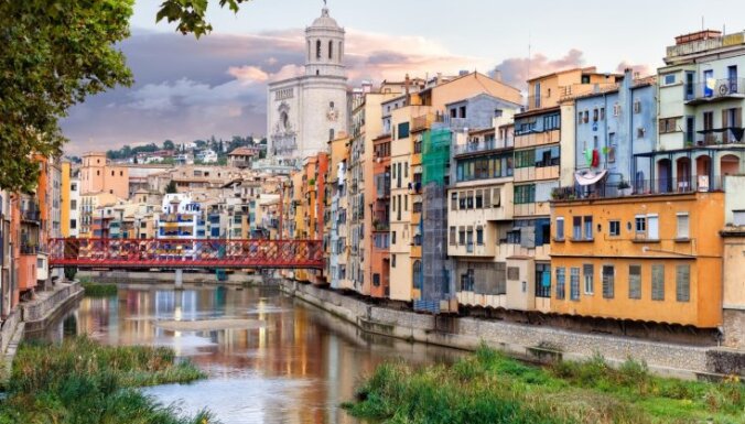 Ne tikai lielās pilsētas: septiņi aizraujoši galamērķi saulainajā Spānijā