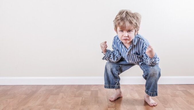 Psiholoģe: kļūdas trīsgadnieka audzināšanā atspēlēsies nopietnākā pusaudža krīzē