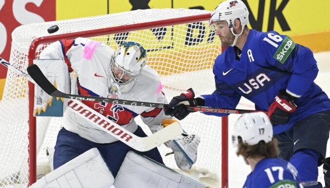 ASV hokejisti pēc neizteiksmīgas pirmās trešdaļas pārspēj Lielbritāniju