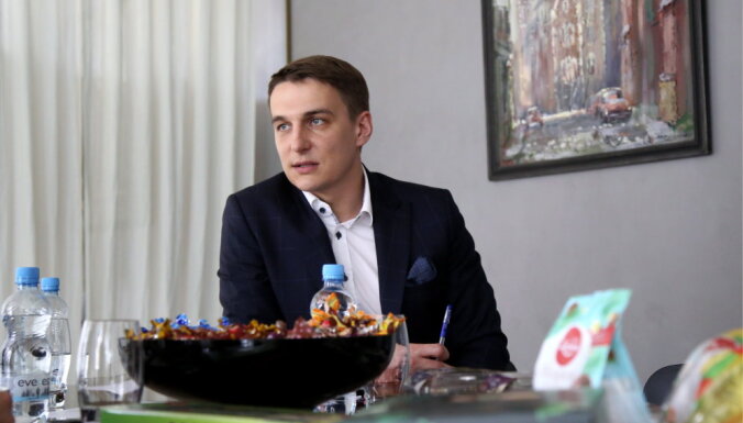 Jaunās 'Orkla' šokolādes ražotnes Ādažos darbības sākums pārcelts uz nākamā gada vidu