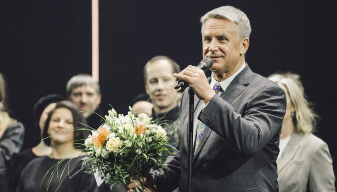 Foto: Pasaules pirmizrādi piedzīvojusi Imanta Kalniņa opera 'Matīss, kausu bajārs'