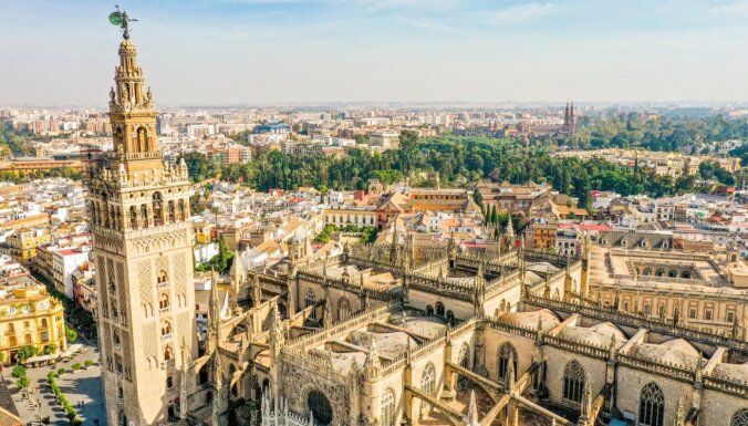 Iespējams lielākā katedrāle pasaulē ar dārgāko altāri – Seviljas arhibīskapijas katedrāle