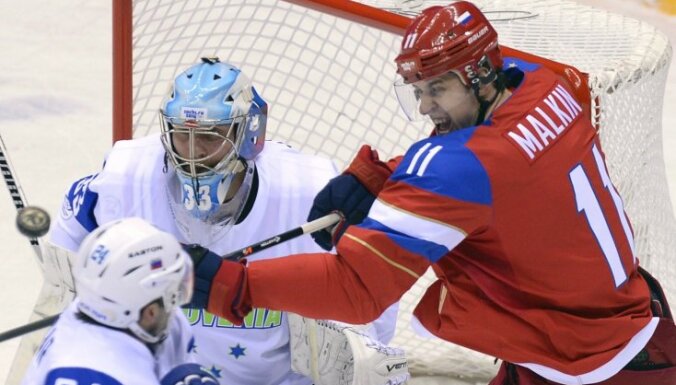 Zvaigžņotā Krievijas izlase ar drošu uzvaru sāk olimpiskās spēles