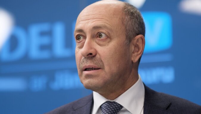 KNAB проверит незадекларированные часы Бурова, на которые жаловалось "Согласие"