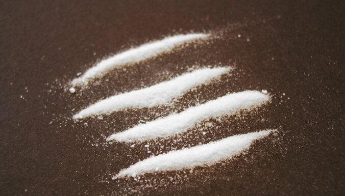 Juglā uzietās kokaīna kravas vērtība melnajā tirgū varētu būt pat trīs miljoni eiro