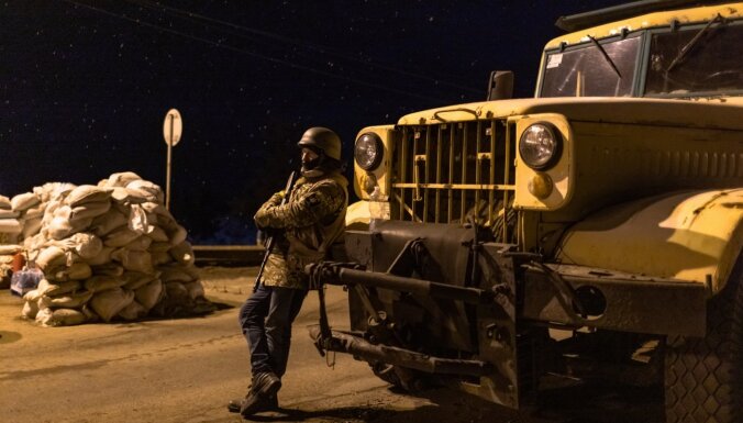 Ukraina dienvidos likvidējusi 26 krievu iebrucējus; austrumos atsisti desmit uzbrukumi
