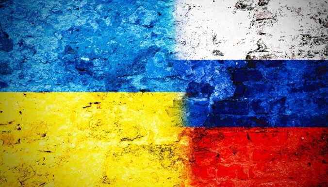 Ukraina apsūdz valsts nodevībā divus Janukoviča laika ministrus