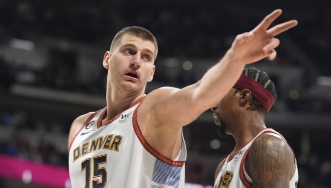 NBA izslēgšanas spēles: 'Nuggets' panāk 3-0 sērijā pret 'Timberwolves'