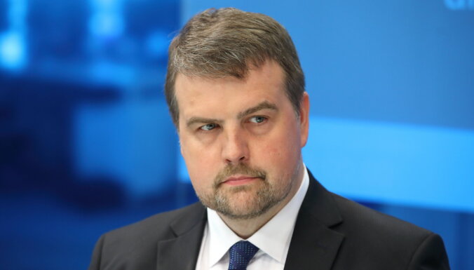 Ivars Ījabs, 'Rīgas Laiks': Dzīvot nemāciet