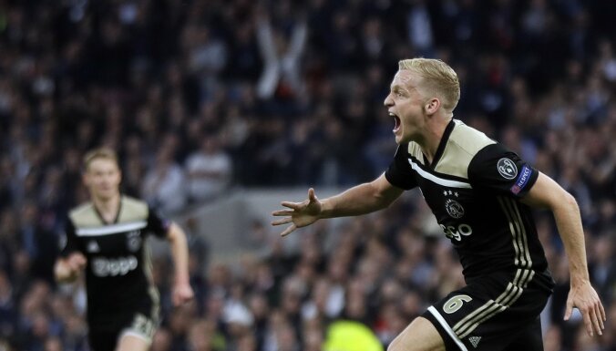 'Ajax' turpina spīdēt Čempionu līgā un pusfināla pirmajā mačā viesos uzvar 'Hotspur'