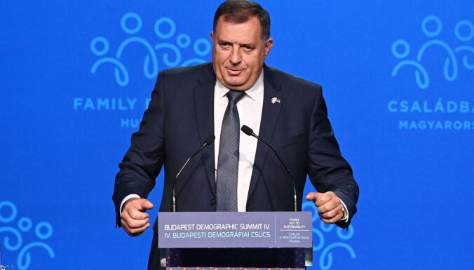 Karš Ukrainā aizkavējis Bosnijas Serbu Republikas izstāšanos no valsts institūcijām, paziņojis Dodiks