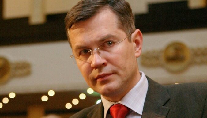 Deputāts Latkovskis par Strīķes pazemināšanu amatā: Tas ir noziegums pret valsti