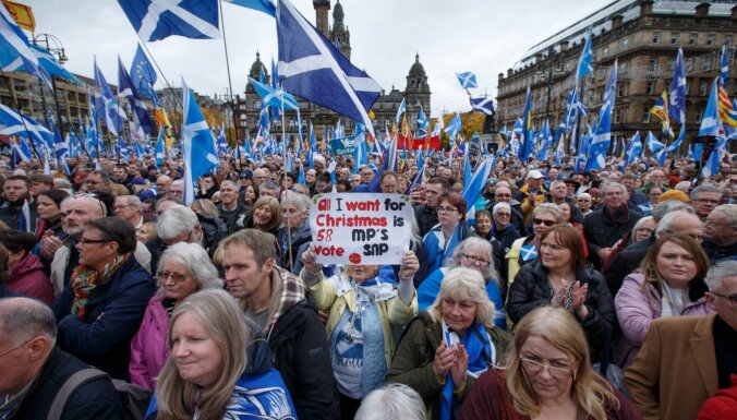 Тысячи шотландцев провели в Глазго демонстрацию за независимость
