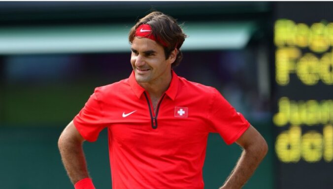 Federers un Marejs ar pārliecinošām uzvarām sāk ASV tenisa čempionātu