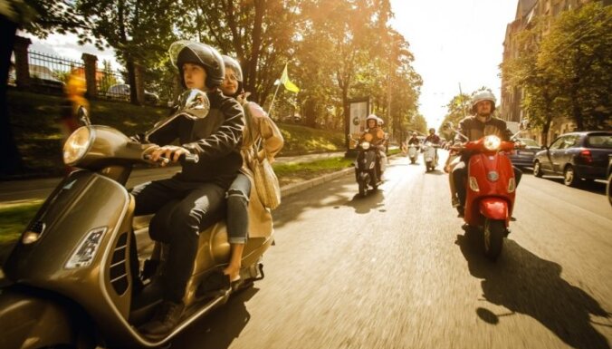Ar motorolleru Rīgā: 9 vietas, ko iepazīt modernajā centrā