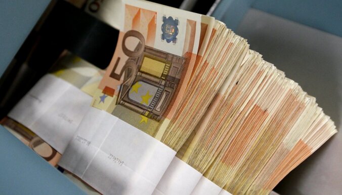 Прибыль финансовых учреждений за 11 месяцев составила 297,8 млн евро