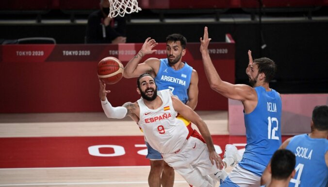 Rubio kaldina Spānijas izlases panākumu pār Argentīnas basketbolistiem