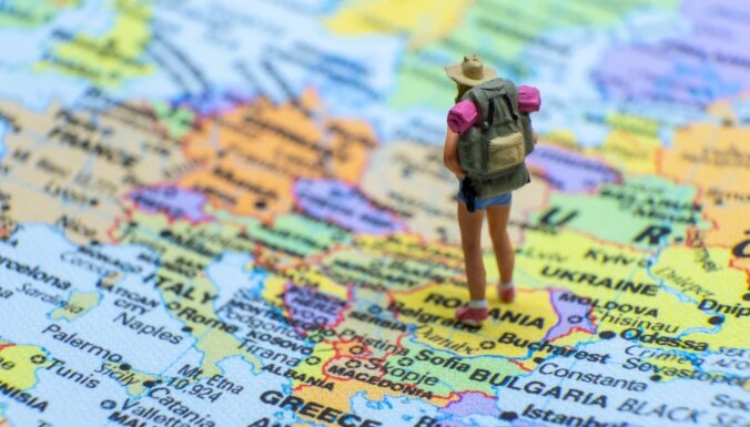 Pietiks ar angļu valodu vien: seši izplatīti mīti par ceļošanu