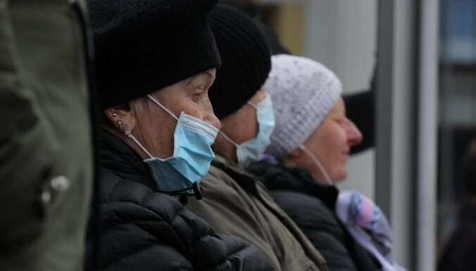 Komitejā atbalsta daudzkārt lietojamo masku izsniegšanu Rīgas mazturīgajiem iedzīvotājiem