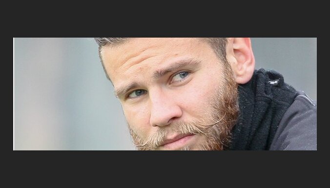 Edgars Gaurach, futbols