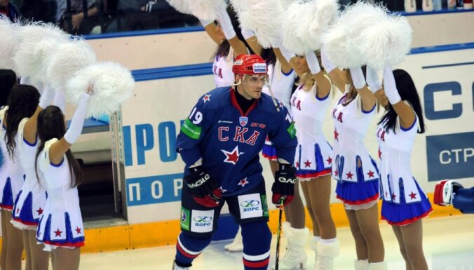 Alexsey Yashin, hockey