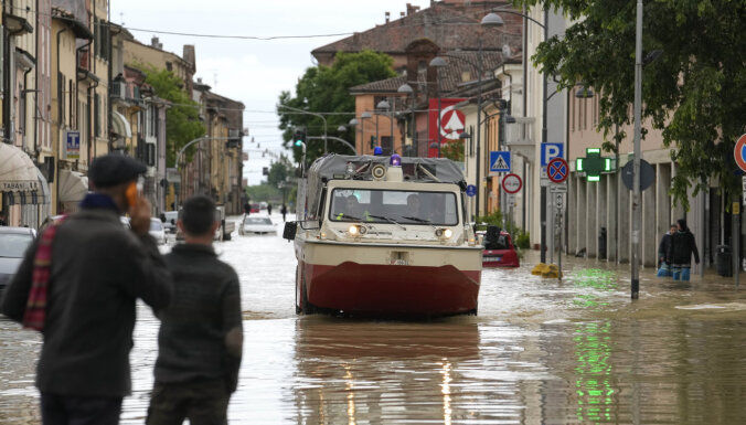 Наводнение в Италии: безопасно ли туда лететь на отдых и где искать помощь в случае опасности?