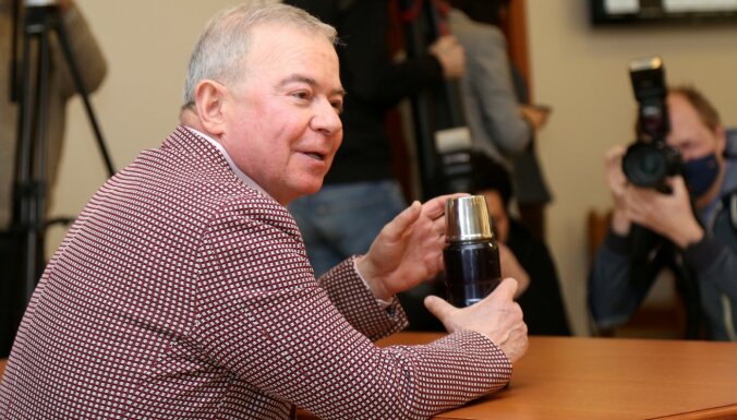 'Priekšvēlēšanu skurbulis' – Lembergs Muižnieces partijai pārmet vēlmi 'komandēt' LU
