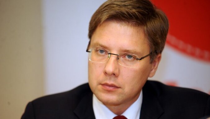 Ушаков: в сложные времена в Латвии у власти "аналфабеты из правых партий"