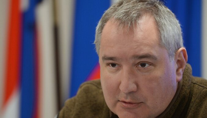 Рогозин грозит санкциями румынам, не пустившим его самолет