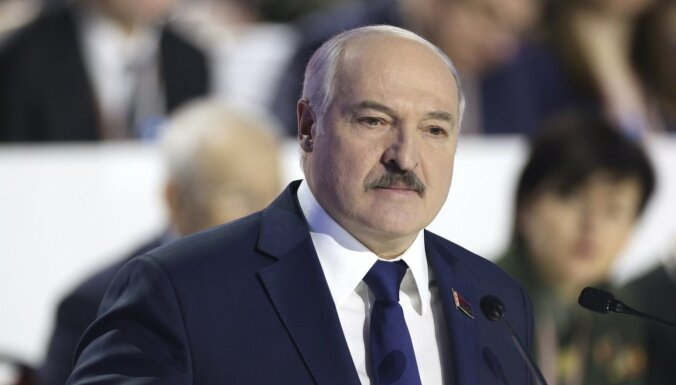 Лукашенко пообещал новые президентские выборы