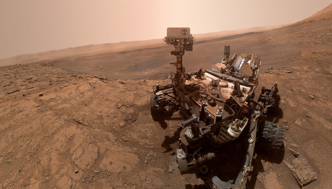 NASA 'selfiju' meistars atzīmē devīto gadu uz Marsa